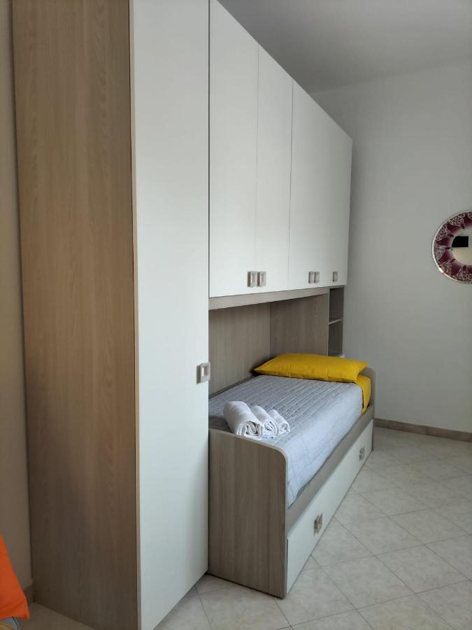 Rosa'S Apartment With Terrace Cagliari Kültér fotó