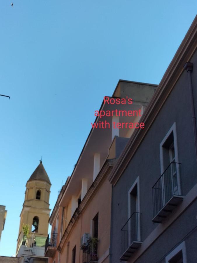 Rosa'S Apartment With Terrace Cagliari Kültér fotó