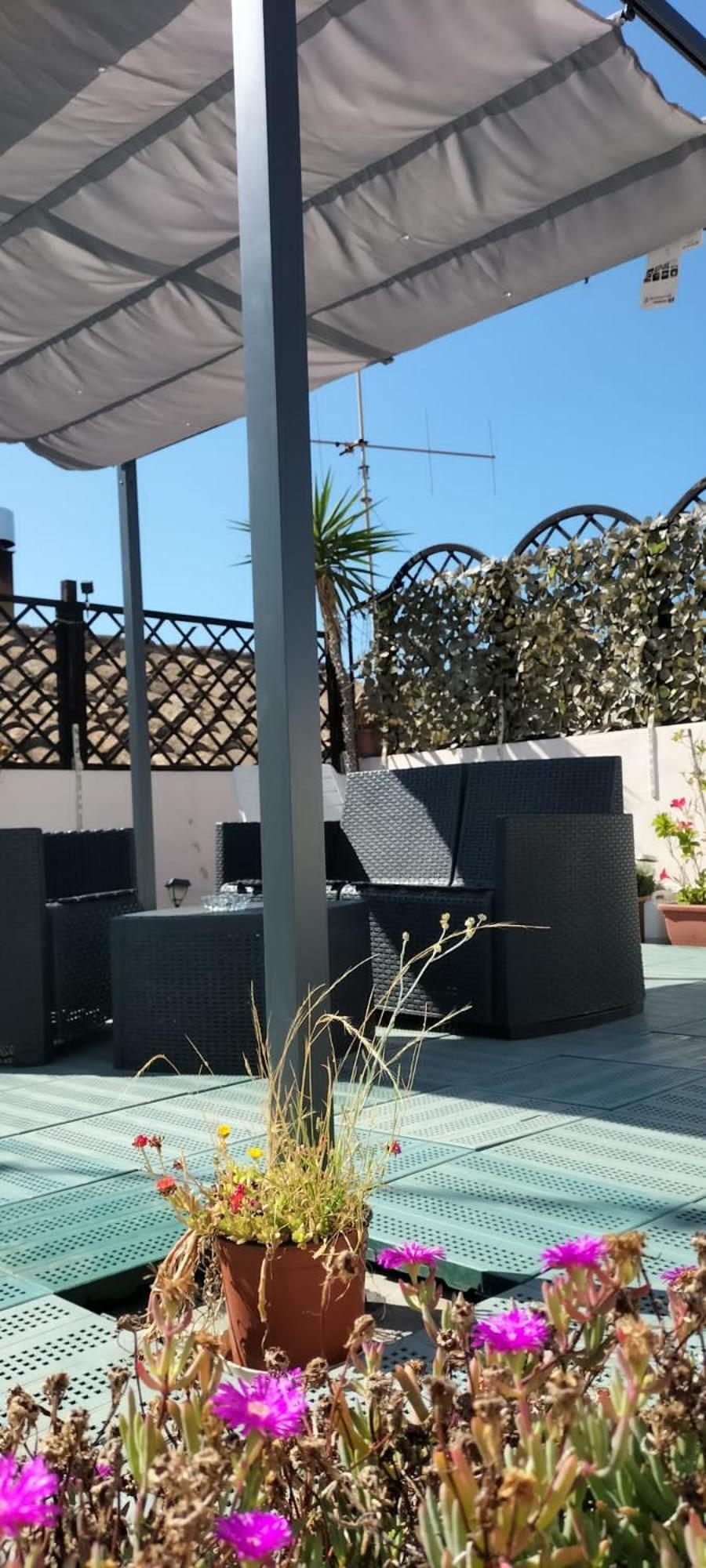 Rosa'S Apartment With Terrace Cagliari Kültér fotó